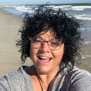 Meet your Posher, Joyce